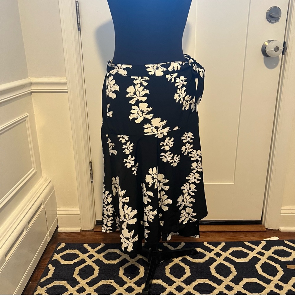 Alfani Black and White Midi Wrap Skirt